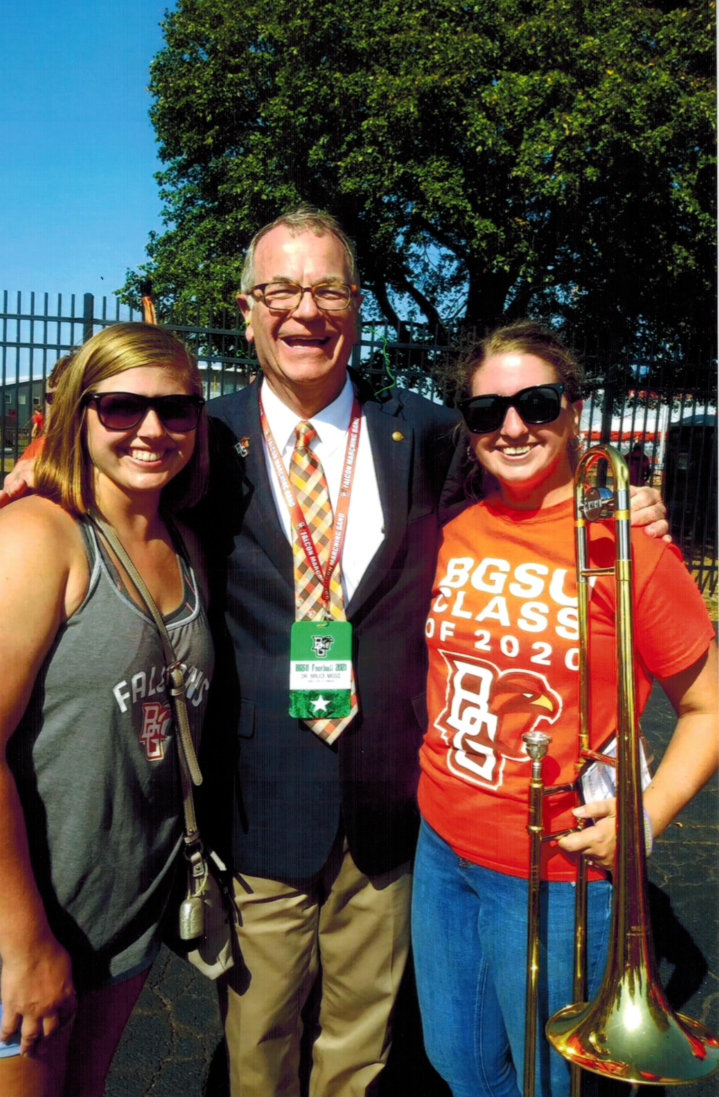  Alexis Uplinger, Dr. Moss, Allie Grau. (photo: Dawn Borg) 