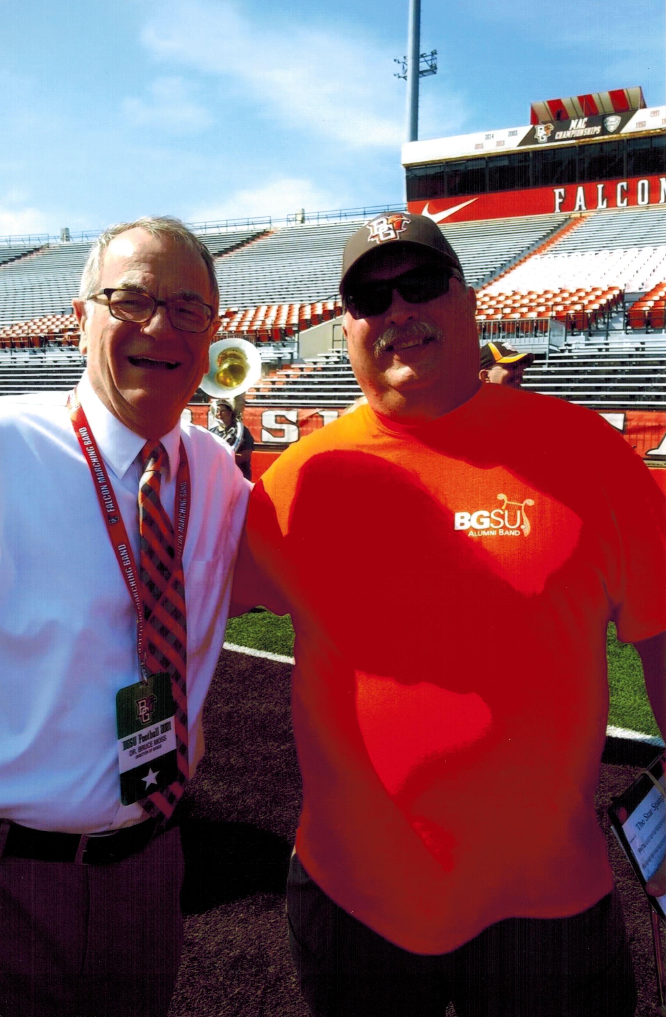  Dr. Moss with William (Bill) Longman. (photo: Dawn Borg) 