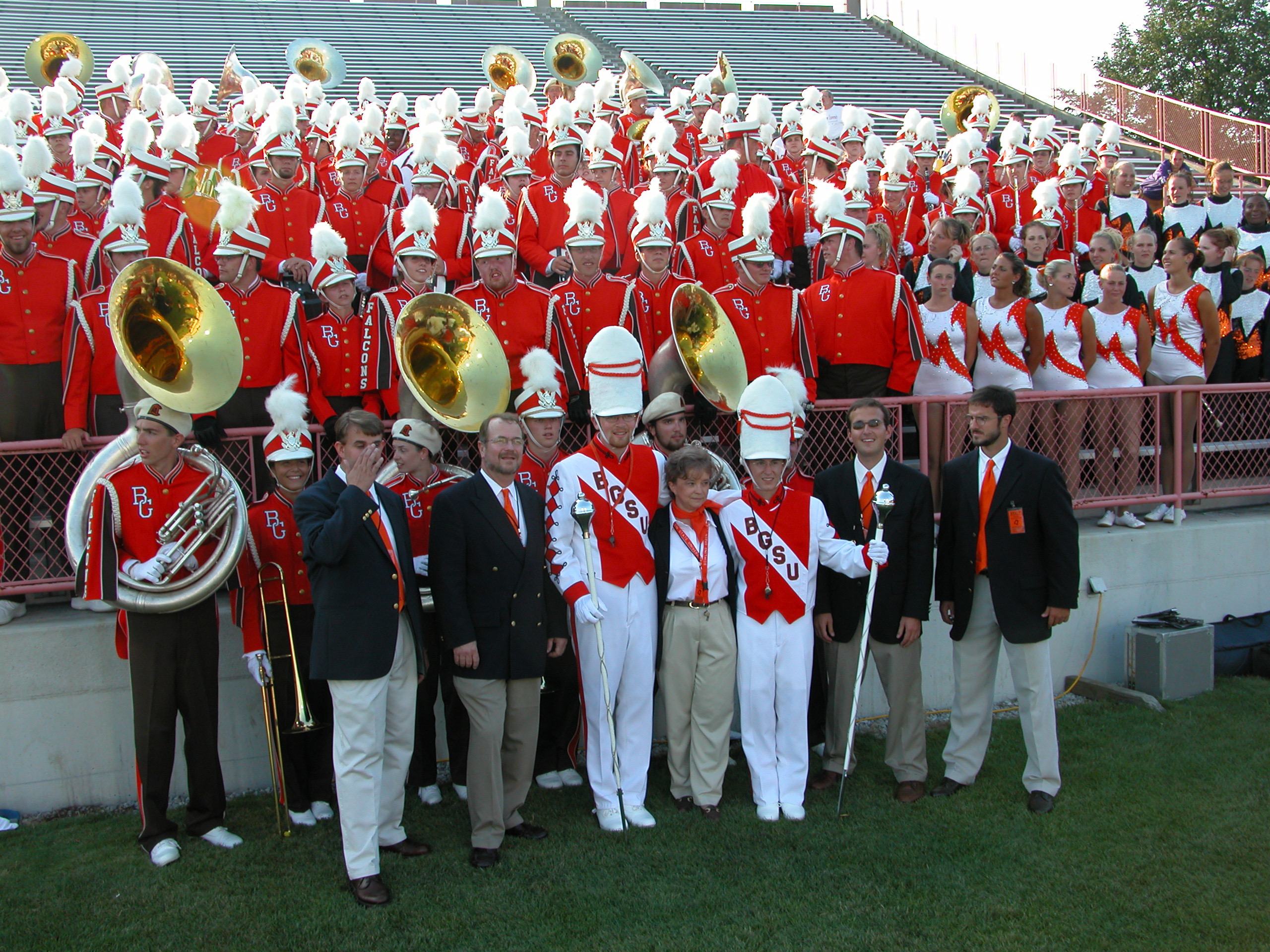 Dr. Moss with Dr. Carol Hayward, Drum Majors Eric Boswell and Kent Vandock, Drumline Instructor Michael Sander, and graduate assistants Ryan Nowlin and Jason Sivill (photo: Bill Hayward) 
