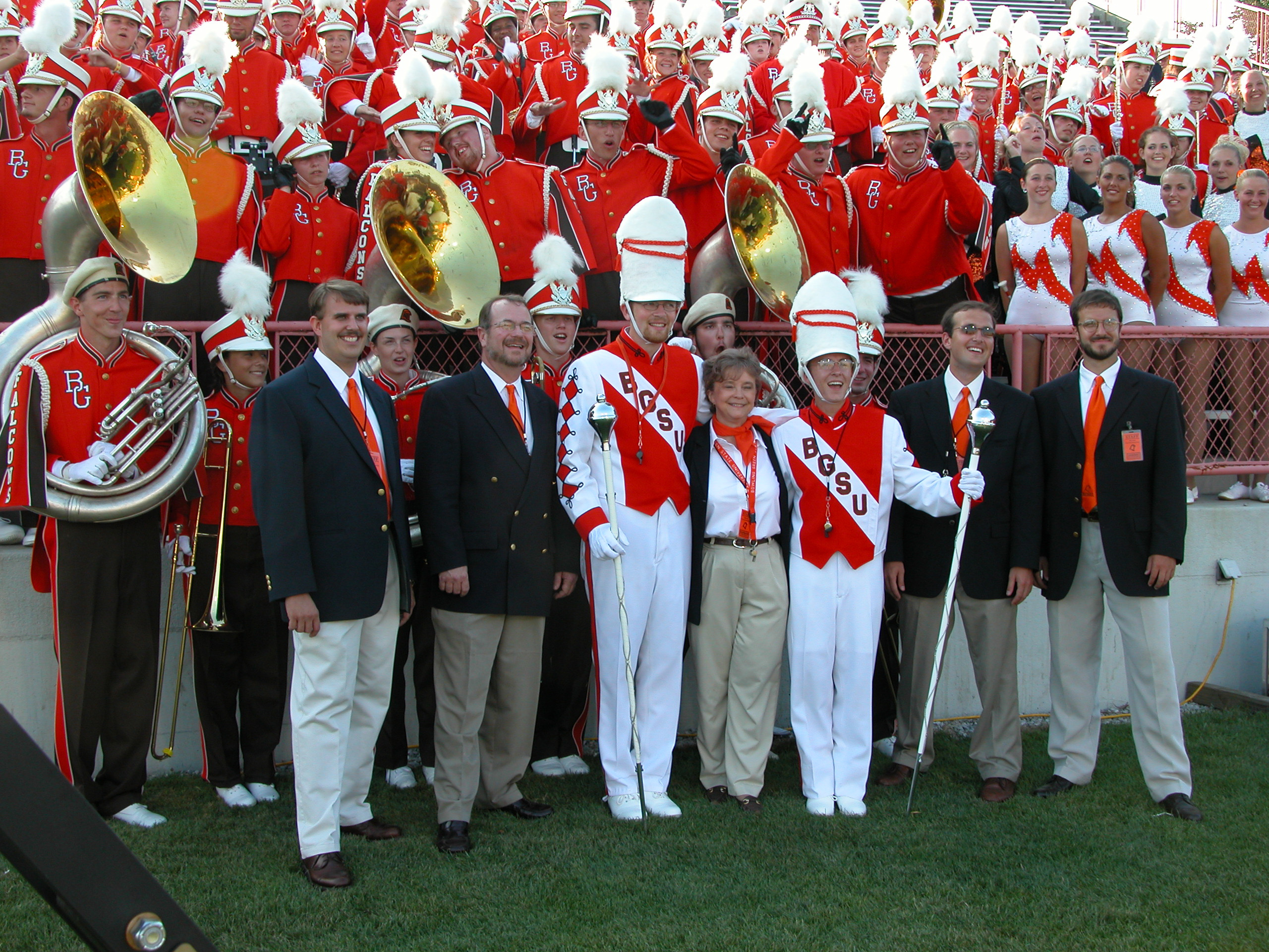  Dr. Moss with Dr. Carol Hayward, Drum Majors Eric Boswell and Kent Vandock, Drumline Instructor Michael Sander, and graduate assistants Ryan Nowlin and Jason Sivill (photo: Bill Hayward) 